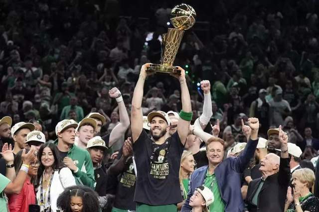 意甲-恰尔汗奥卢世界波+失点 国米1-1那不勒斯